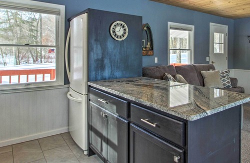 Avon Cabin | Waterfront Cabin on Upper Spunk Lake!