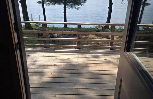 New Auburn Cabin | Waterfront cabin on Long Lake.