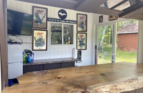 Manistique House | Waterfront Cabin w/Private Dock & Outdoor Bar near Munising/Manistique