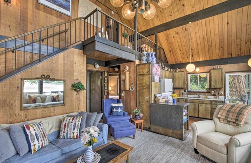 Gig Harbor House | Waterfront Cabin with Fire Pit in Gig Harbor!