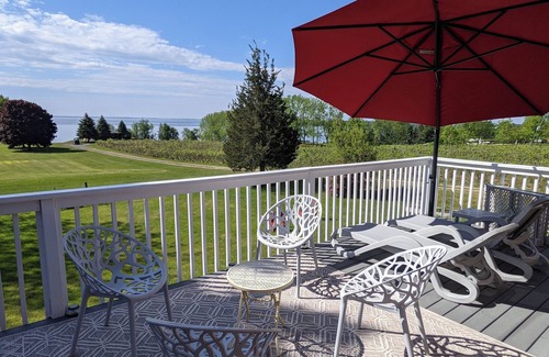 Waupoos House | Waterfront, Cider & Wineries oh my!
