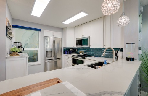 Redington Beach Condo | Waterfront Condo w/Pool in Redington Beach!