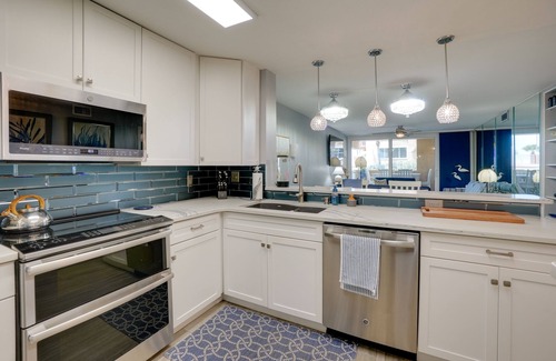 Redington Beach Condo | Waterfront Condo w/Pool in Redington Beach!