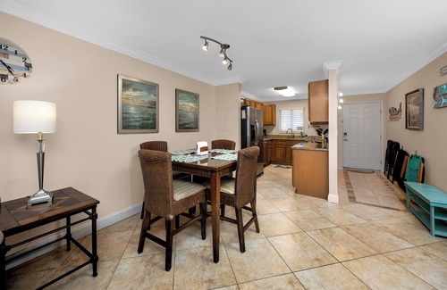 Treasure Island Condo | Waterfront Condo Pool Fishing Docks Across from the Beach