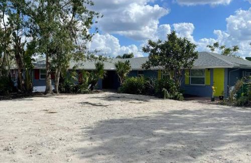 Punta Gorda Apartment | Waterfront Condo #6