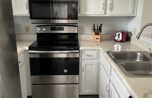 Old Naples Condo | Waterfront Condo, minutes to downtown Old Naples