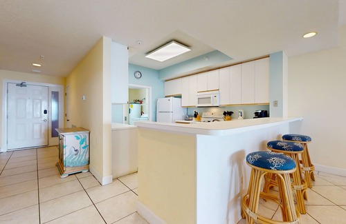 Navarre Beach Condo | Waterfront Condo with Balcony, Washer/Dryer & Shared Pool