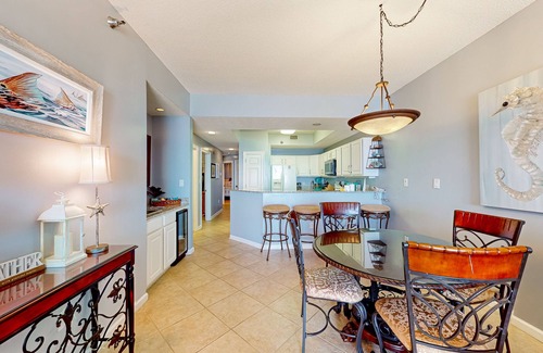 Orange Beach Condo | Waterfront condo w/shared pool, tennis, & sauna - near the beach