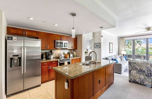 Honokowai Condo | Waterfront condo with resort pools, hot tubs & tropical views