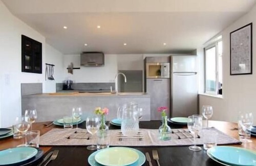 Asnelles Ski Chalet | Waterfront cottage