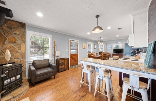 Lake Oconee House | Waterfront Cottage Lake Oconee, Private Dock