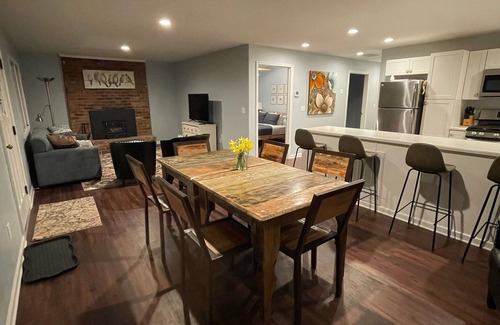 Eagle Rock Cottage | Waterfront Cottage on Craig Creek