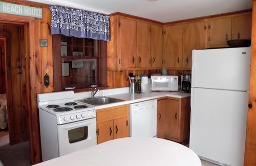 Buzzards Bay House | Waterfront Cottage On Buttermilk Bay At Indian Mound Beach