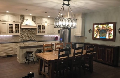 Cameron House | Waterfront Cottage on Keuka Lake – Your New York Wine Country Escape!