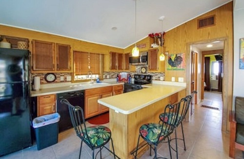 Cudjoe Key House | Waterfront Cottage with Stunning Views & Resort Amenities Near Key West!