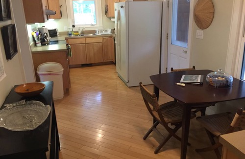 Gloucester House | Waterfront cottage w/dock