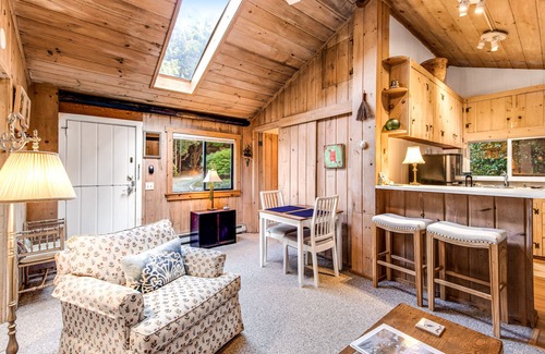 Langley Cottage | Waterfront Cottage with High-Speed WiFi, Ocean View, Private Deck, & Kitchenette