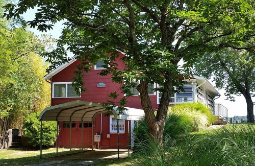 Cobb Island Cabin | WATERFRONT - Cranberry Cottage on Cobb Island, MD