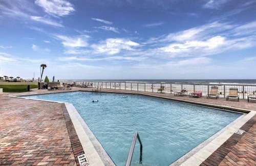 Daytona Beach Shores Apartment | Waterfront Daytona Beach Shores Condo with Amenities