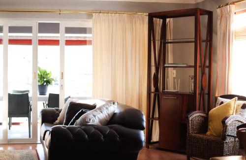 Knysna Central Apartment | Waterfront Delight