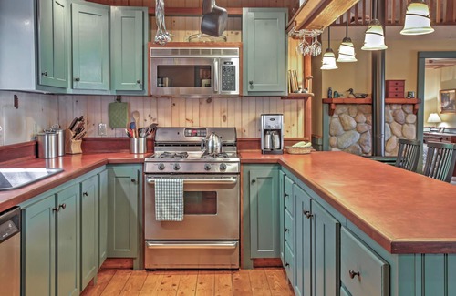 Denmark Cottage | Waterfront Denmark Complex w/Dock on 12 Acres!