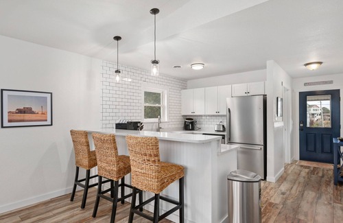 Colington Harbour House | Waterfront dog-friendly 2BR with private boat dock
