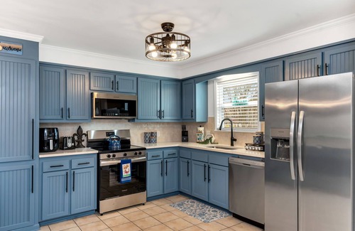 Morgan City House | Waterfront Dock!/Lux 3/2/Fish/fire pit/sleep 6