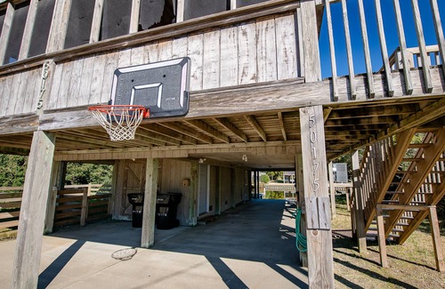 Brigands' Bay House | Waterfront, Dog friendly, & private boat ramp
