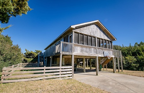 Brigands' Bay House | Waterfront, Dog friendly, & private boat ramp