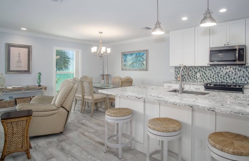 Marathon Condo | Waterfront Dream Condo with Panoramic Views, Near Vaca Cut