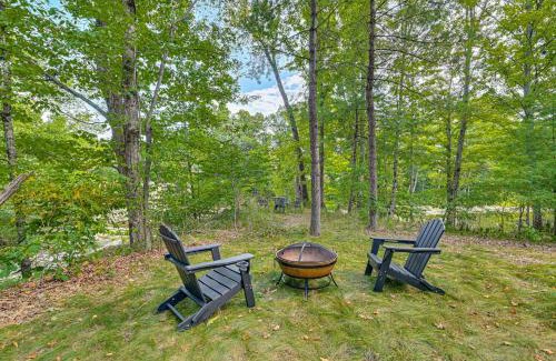 Oak Hill House | Waterfront Durham Getaway with Deck and Trails!
