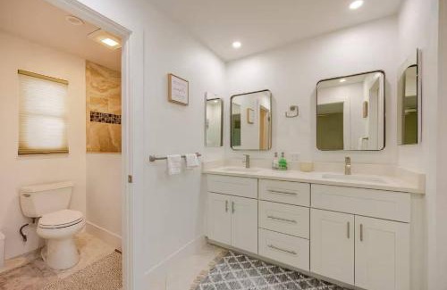 Eight Lakes House | Waterfront Escape Luxurious Stay