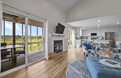 Emerald Isle House | Waterfront Escape – Golf Cart, Dock, Kayaks & Stunning Marsh Views