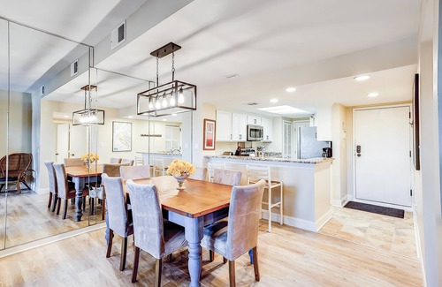 Shelter Cove Condo | Waterfront Escape w/a Furnished Balcony, Harbor View, Fast WiFi, & Shared Pool