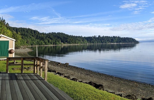 South Colby House | Waterfront Family Friendly Beach House