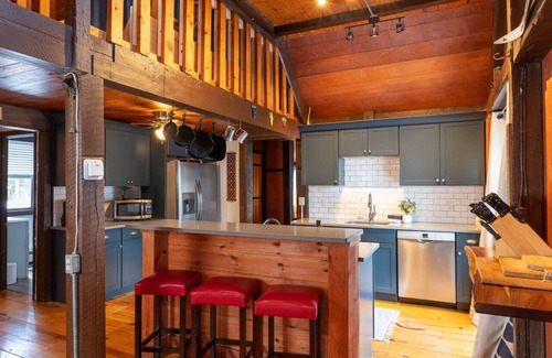 Conway House | Waterfront Farmhouse Charm - Paradise on Pequawket