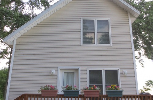 Kingsville Cottage | Waterfront, Finest sand swim beach,Cul-De-Sac,Lorain Lane,Pelee Island Finest