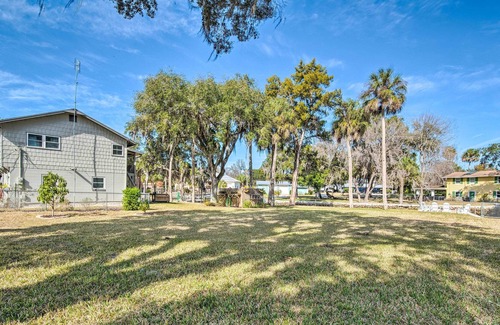Inglis House | Waterfront Florida Vacation Rental w/ Dock!