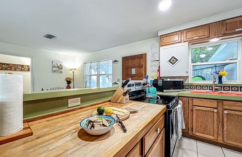 Dunnellon House | Waterfront Fun | Dock, Kayaks, Near KP Hole Park