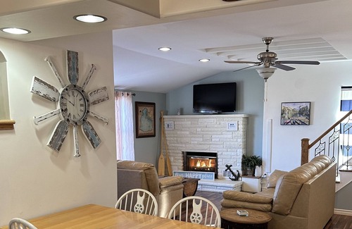 Pointe aux Roches House | Waterfront Getaway on Lake St. Clair