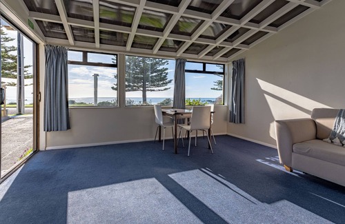 Kaikoura Apartment | Waterfront | Great Views | Affordable | Unit 3