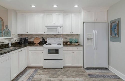 Indian Rocks Beach Condo | Waterfront, Harbourside, Water Park, Beach, #5520