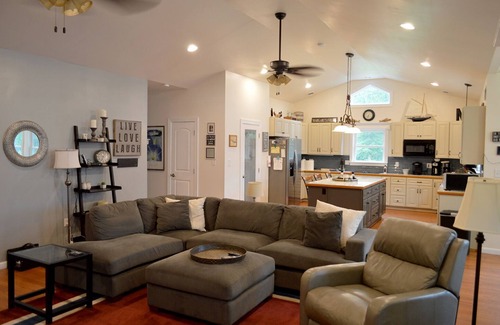 Littleton House | Waterfront Home ! 4 Bedrooms 4 Baths- plus bonus room -max occupancy 8 adults