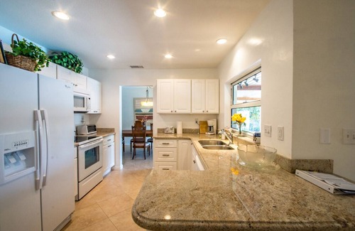 Pompano Beach House | Waterfront Home at Bella Acqua – Heated Pool, Dock & Beach 5-Minutes Away