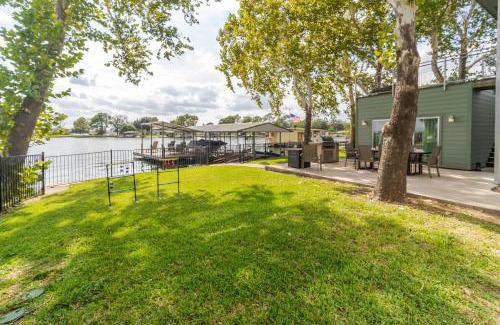 Granite Shoals House | Waterfront Home and Concierge Services