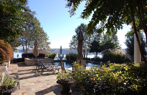 Lake Oconee House | Waterfront Home at Lake Oconee with Pool, Spa, and private dock