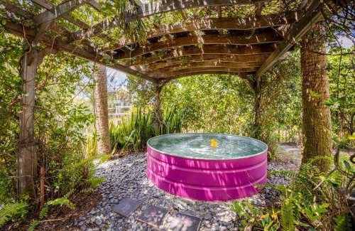 East Naples House | Waterfront Home Just Minutes To Beach