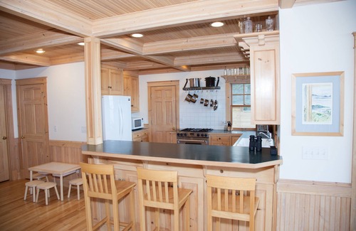 Eastsound House | Waterfront home, stunning sunsets, sleeps 11