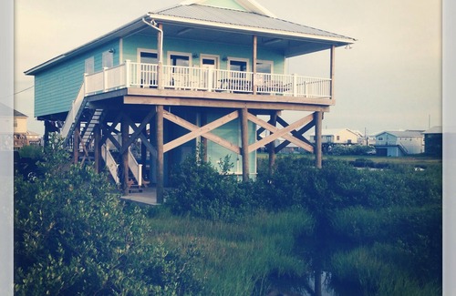 Grand Isle House | Waterfront Home w/400' Fishing Pier. Crab & Fish off the Pier w/Boat Access.