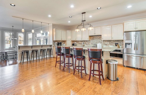 Bracey House | Waterfront Home w/Dock on Lake Gaston!